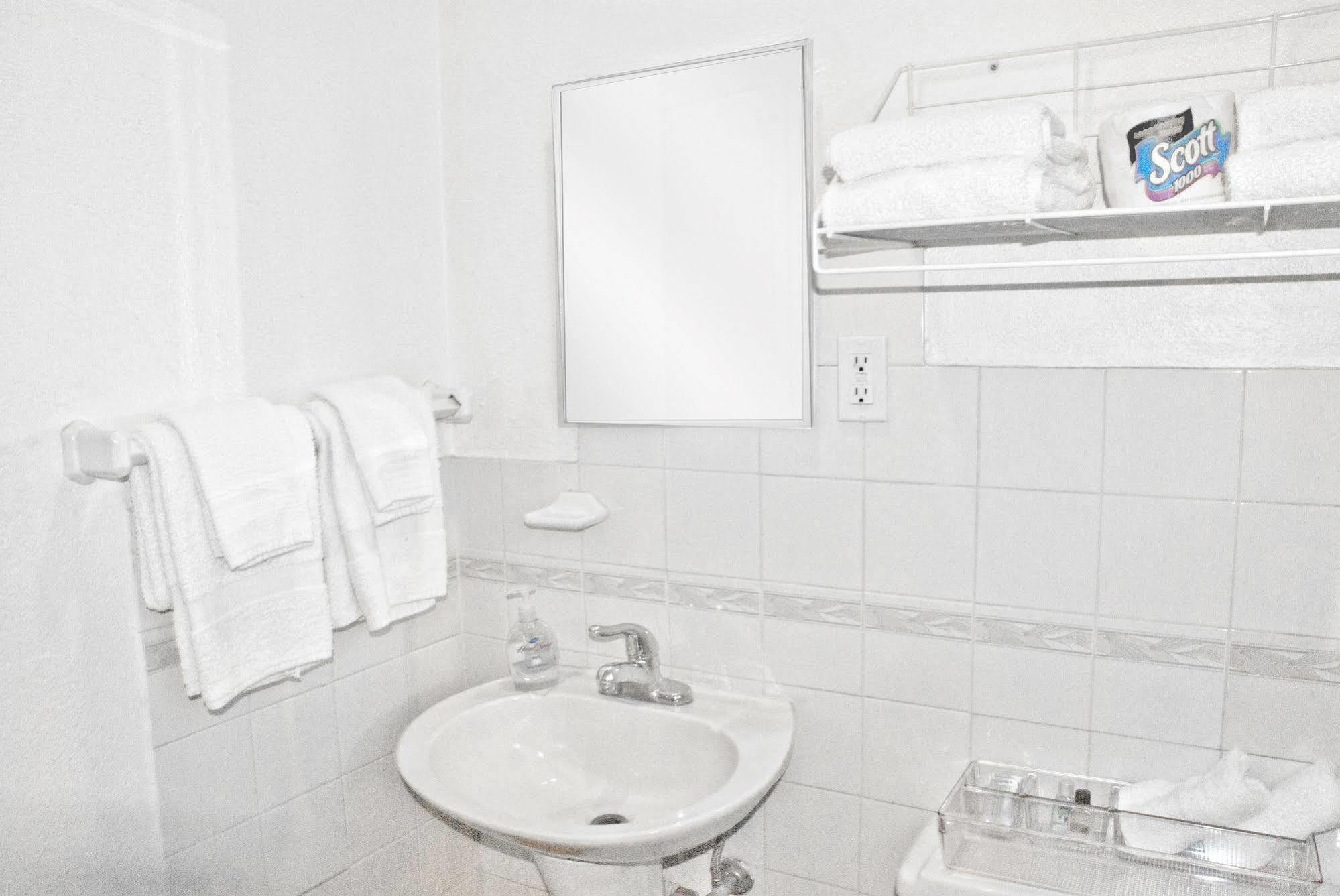 The Easterner Motel Саутхемптън Екстериор снимка